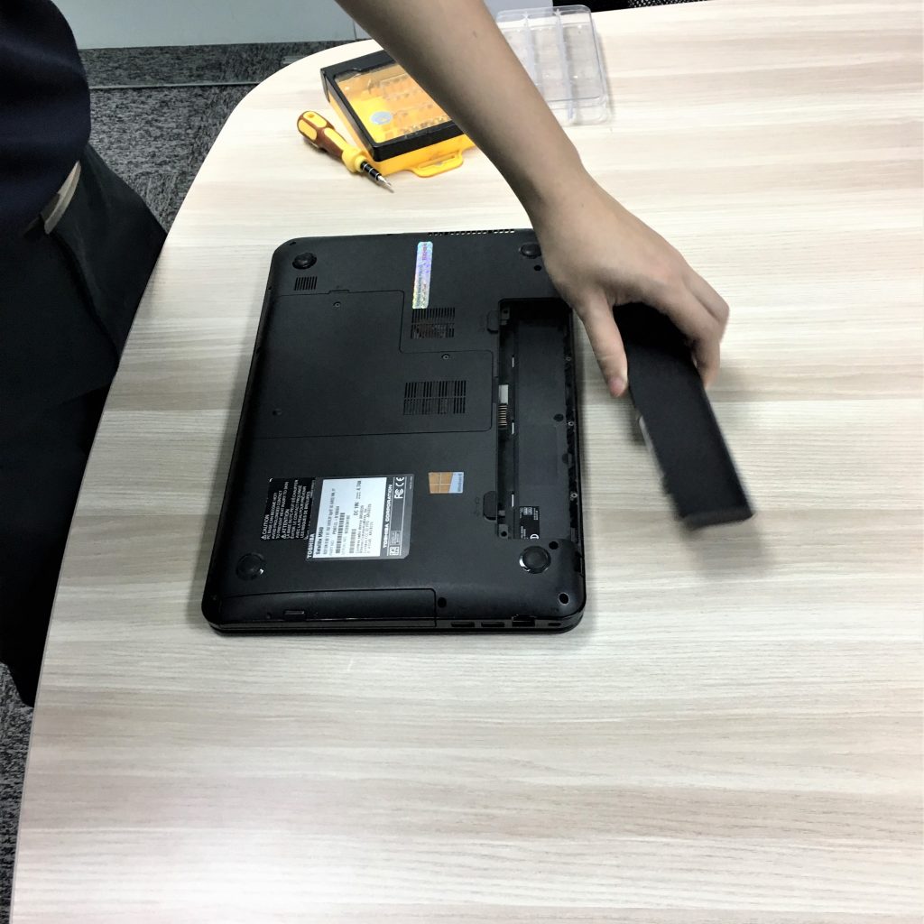 パソコンが起動しない 原因は何 シンガポールのパソコン修理はカワテック