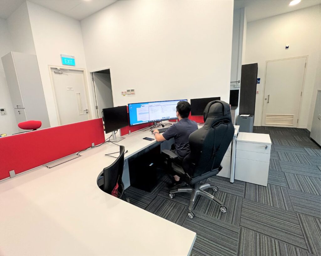 TD321 トレーディング専用PC 最大3画面 デイトレ 株取引 FX 仮想通貨